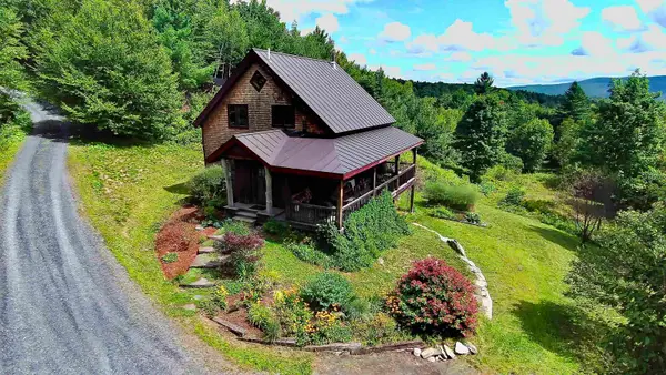 699 Salaki Road, Moretown, VT 05660