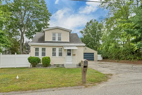 33 Moreau Street, Manchester, NH 03102