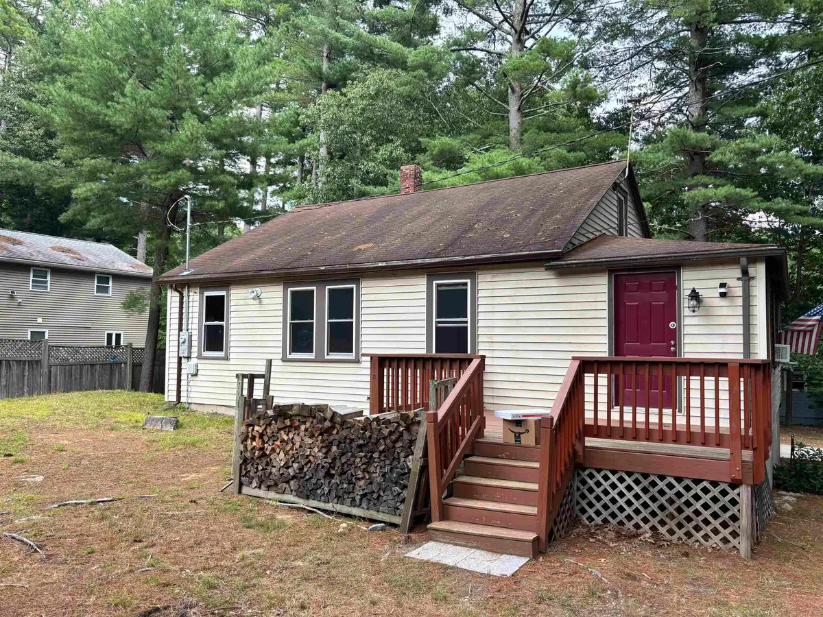 13 2nd Street, Kingston, NH 03848 - #1