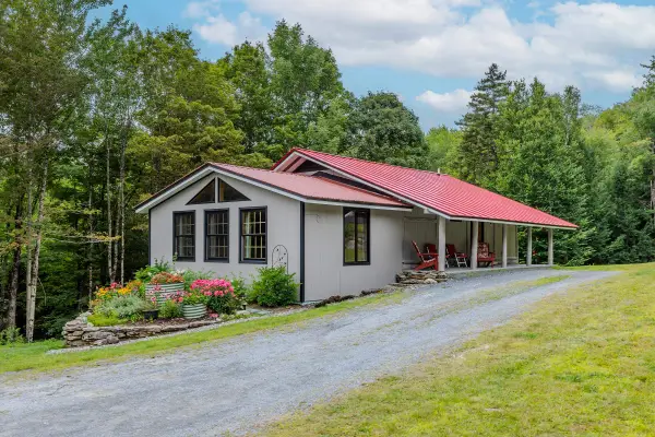 74 Moses Pond Road, Weston, VT 05161