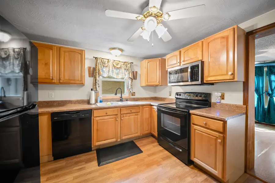 23 Bonnie Heights Lane #7, Hudson, NH 03051 - #3