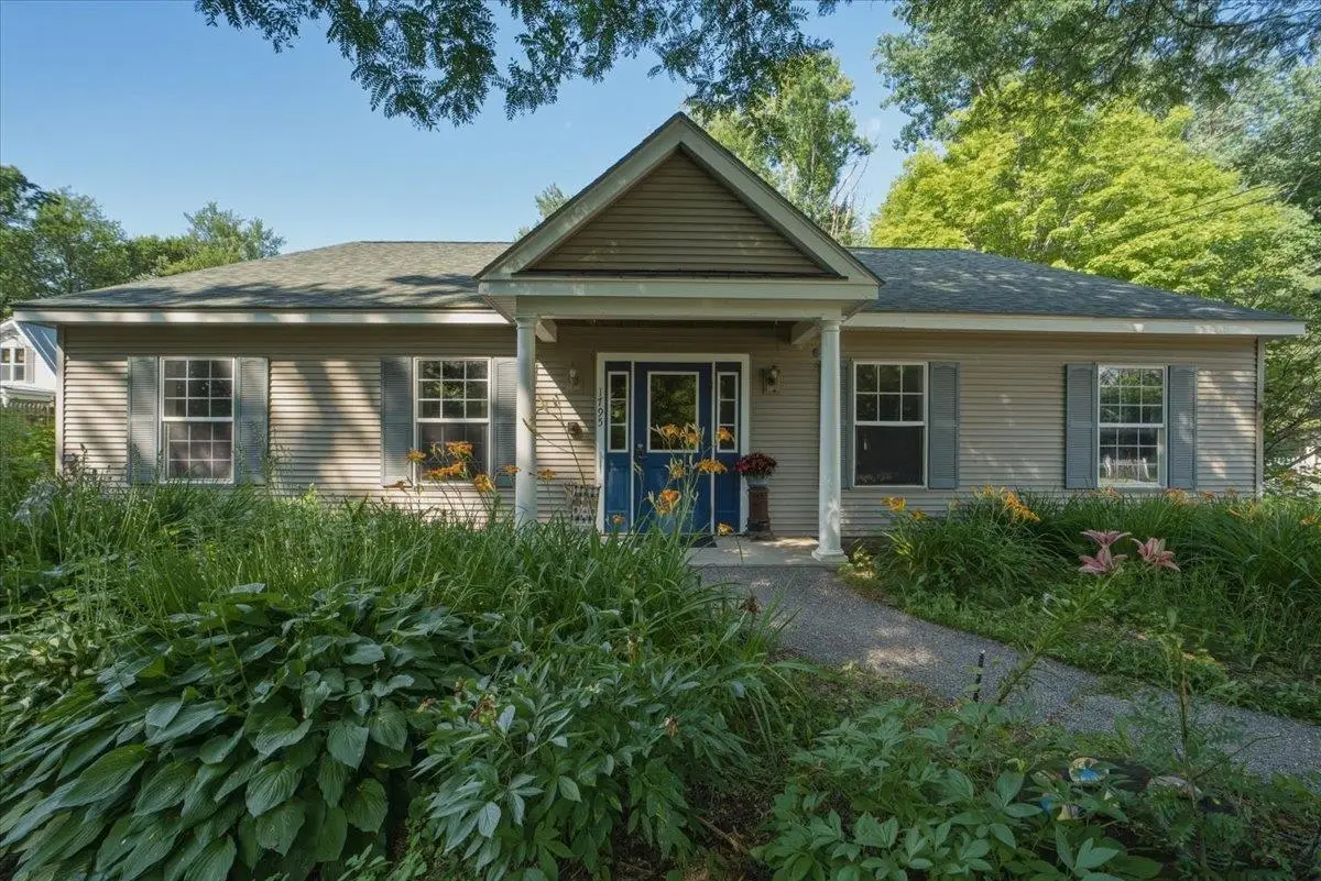 1795 Main Street, Colchester, VT 05446 - #1