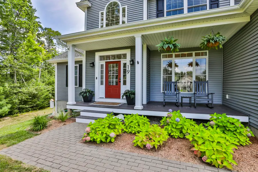 19 Lorden Road, New Boston, NH 03070 - #3