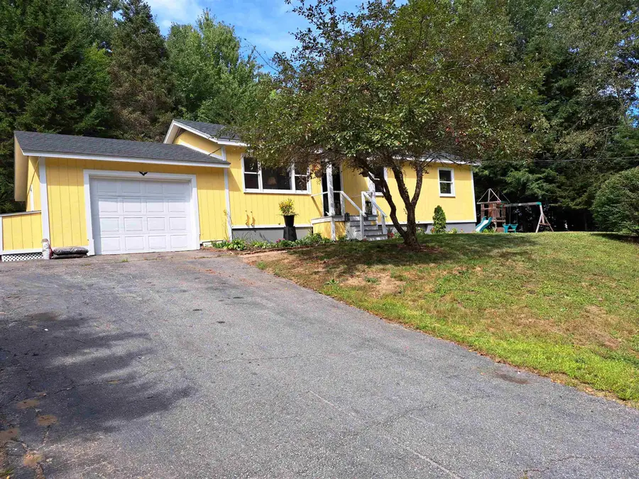 10 Alexander Avenue, Newport, NH 03773 - #2