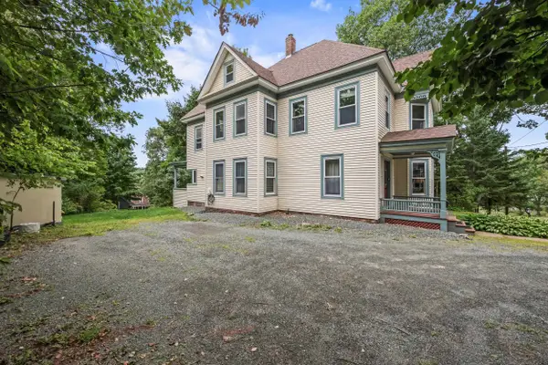 73 Bunker Hill Street, Lancaster, NH 03584