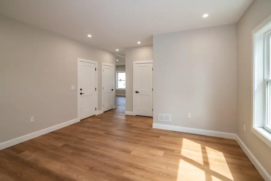 60 Congress Street, Manchester, NH 03102 - #3