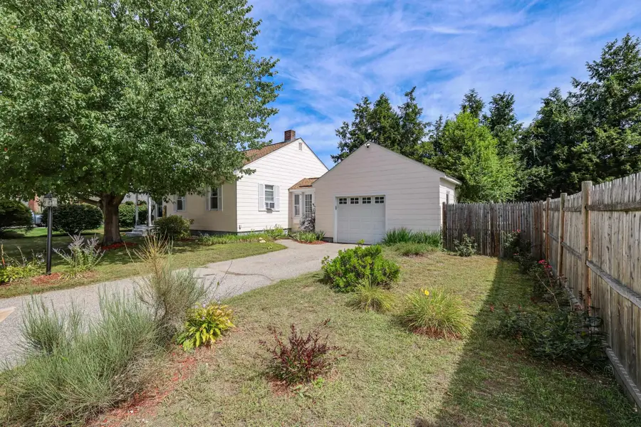 4 Woodbury Lane, Bedford, NH 03110 - #3