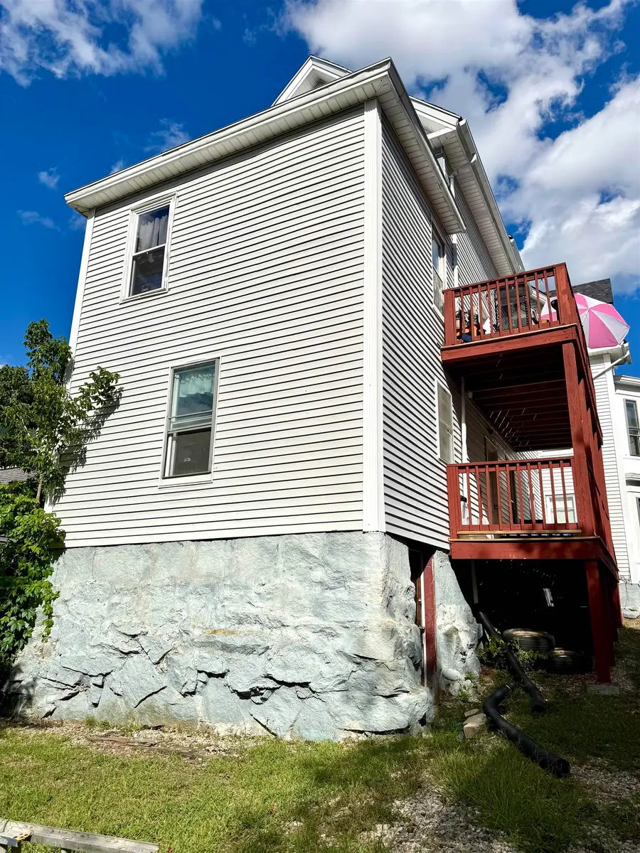 82 Ashland Street, Manchester, NH 03104 - #3
