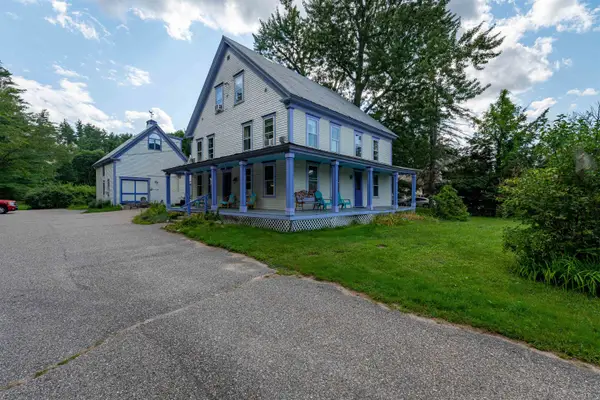 1657 East Main Street, Conway, NH 03813