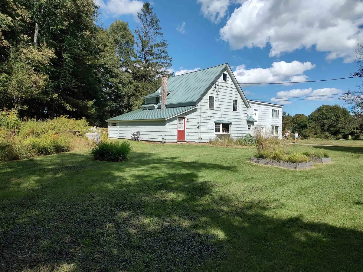 5 Greenhouse Avenue, Randolph, VT 05060 - #1