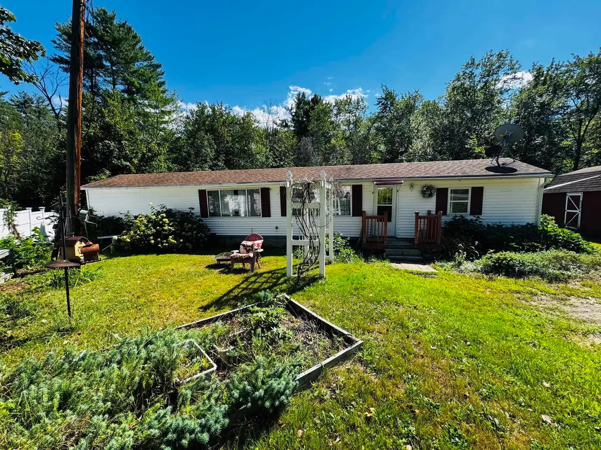 668 Washington Street, Barrington, NH 03825 - #1