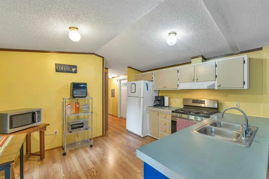 5 Walnut Drive, Ashland, NH 03217 - #2