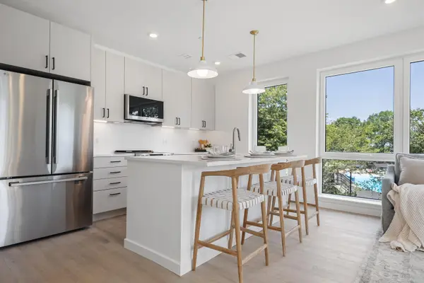 80 Constitution Avenue #311, Portsmouth, NH 03801