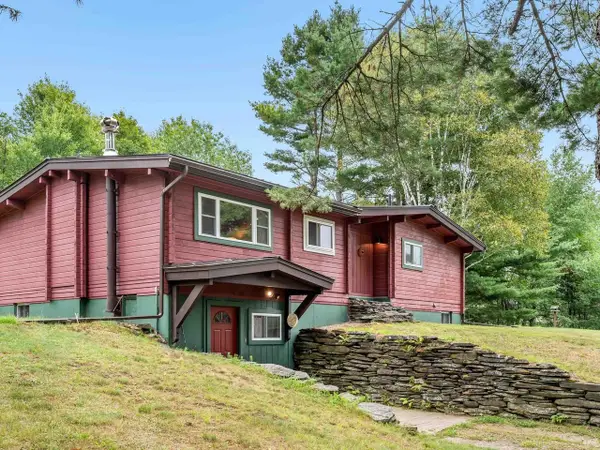 360 Bunker Hill Circle, Marshfield, VT 05658