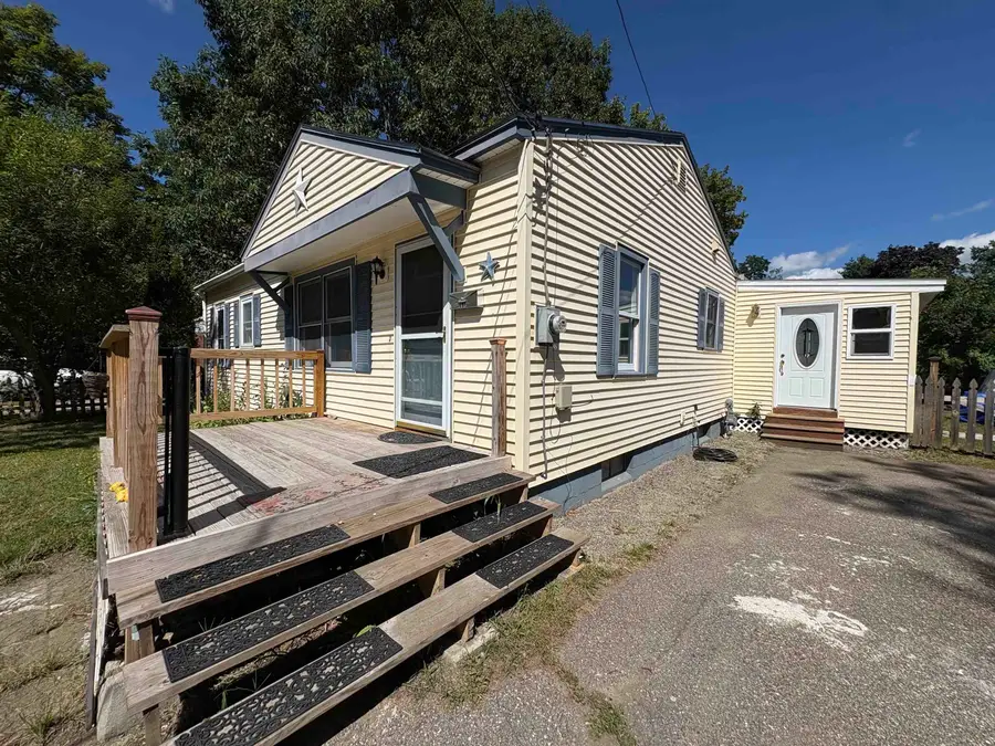 11 Mohawk Avenue, Essex Junction, VT 05452 - #3