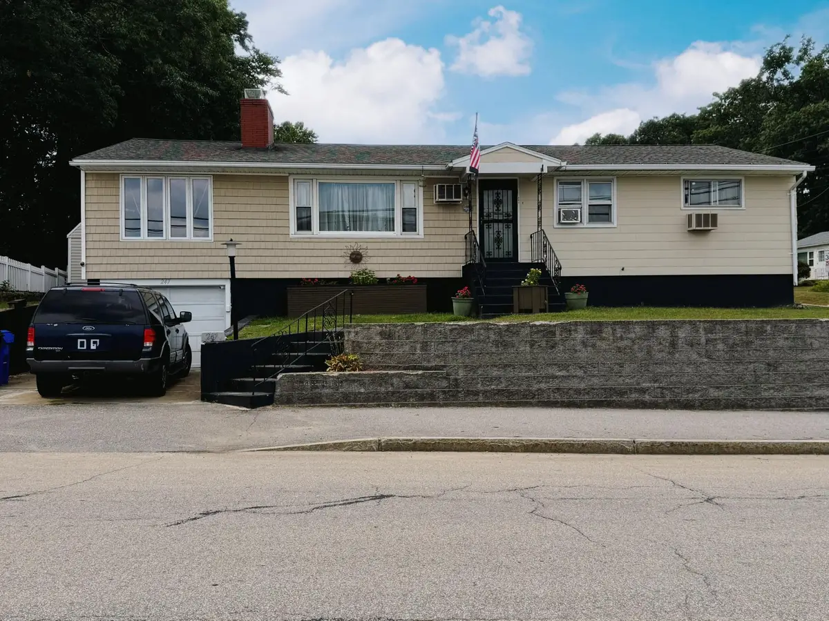247 S Jewett Street, Manchester, NH 03103 - #1