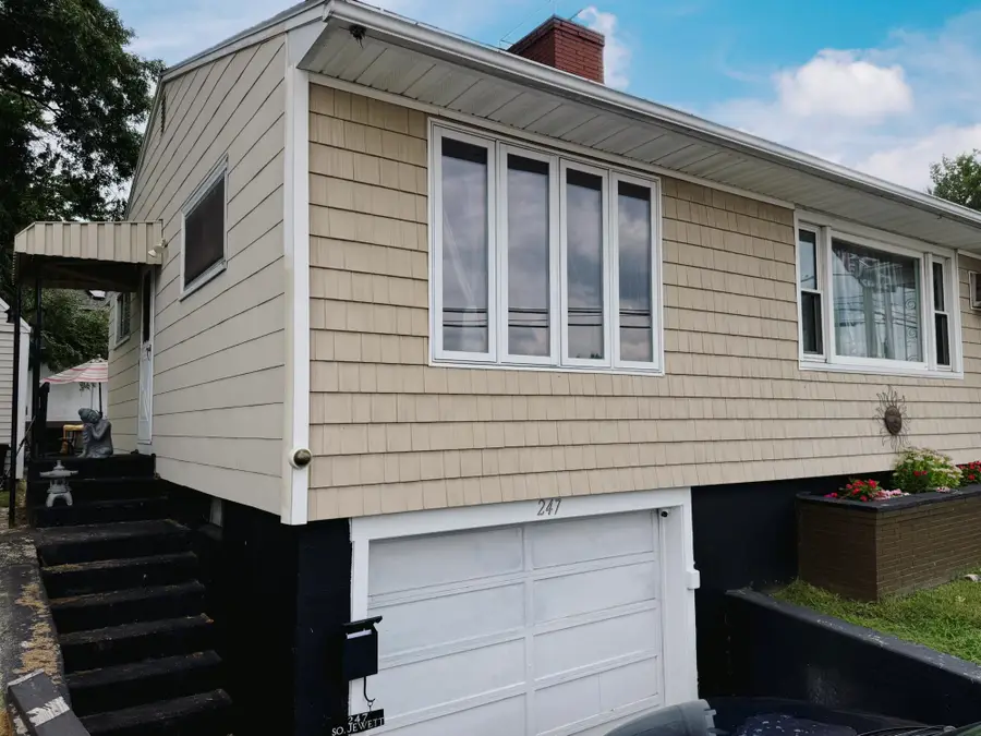 247 S Jewett Street, Manchester, NH 03103 - #2