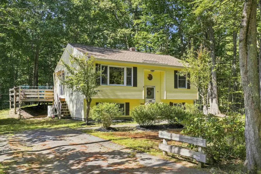 16 Newport Drive, Center Barnstead, NH 03225 - #2