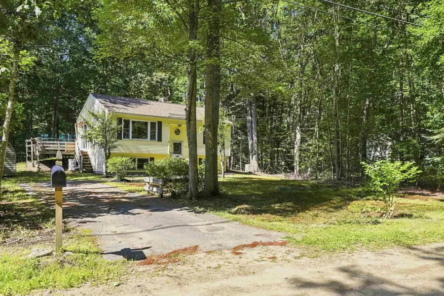 16 Newport Drive, Center Barnstead, NH 03225 - #3