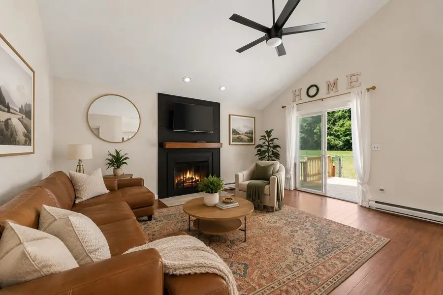 1 Gates Drive, Derry, NH 03038 - #2