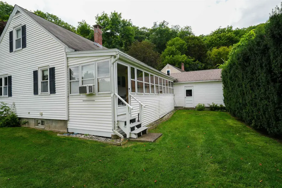 7 Hyde Street, Rockingham, VT 05101 - #3