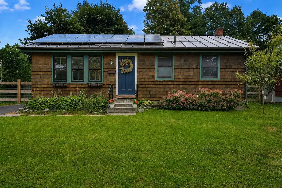 2 Hiawatha Avenue, Essex Junction, VT 05452 - #1