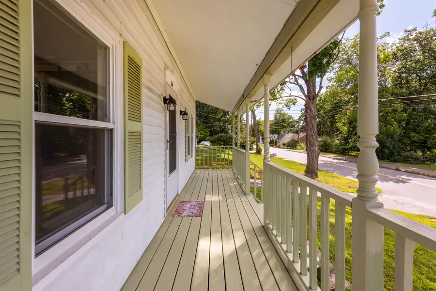 33 Charlotte Avenue, Nashua, NH 03064 - #2