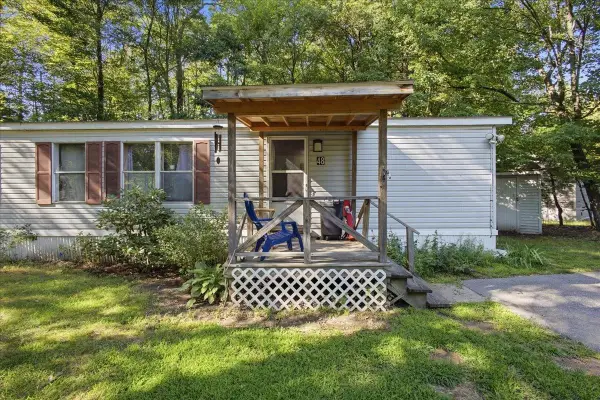 48 Lexington Road, Colchester, VT 05446
