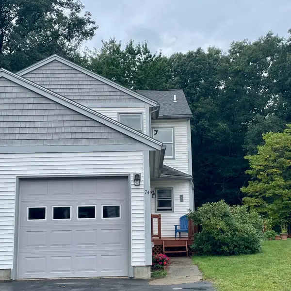 74  Wolcott Street, Colchester, VT 05446