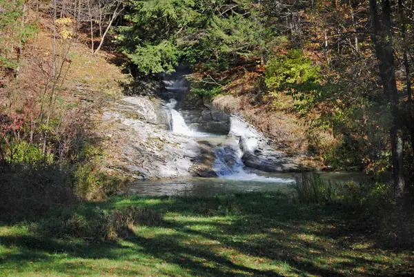 398 Tubs Road, Pownal, VT 05261