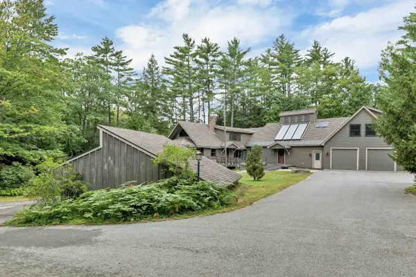 26 North Mayhew Turnpike, Hebron, NH 03241