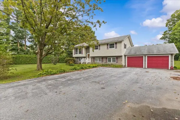 1085 Lamkin Street, Highgate, VT 05459