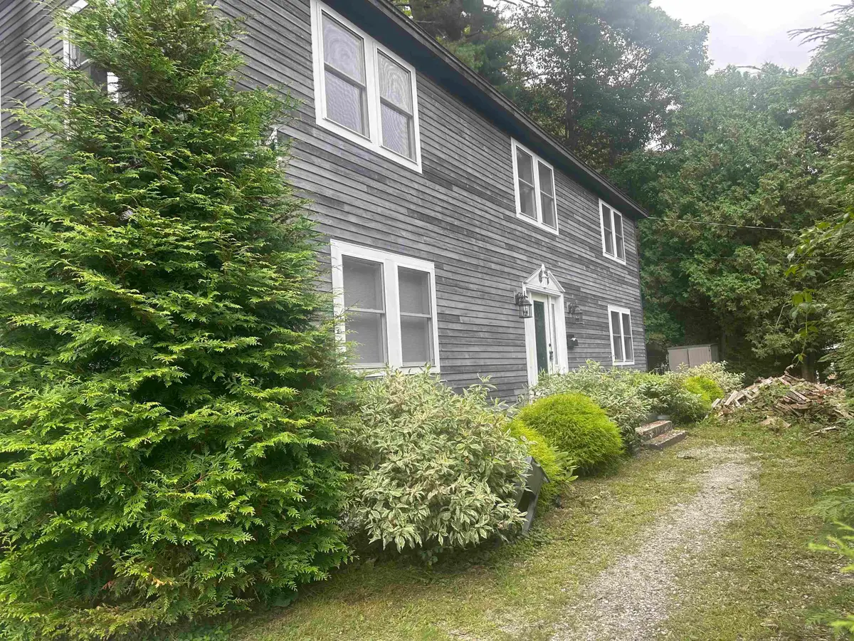 34 Pleasant Street, Proctor, VT 05765 - #1