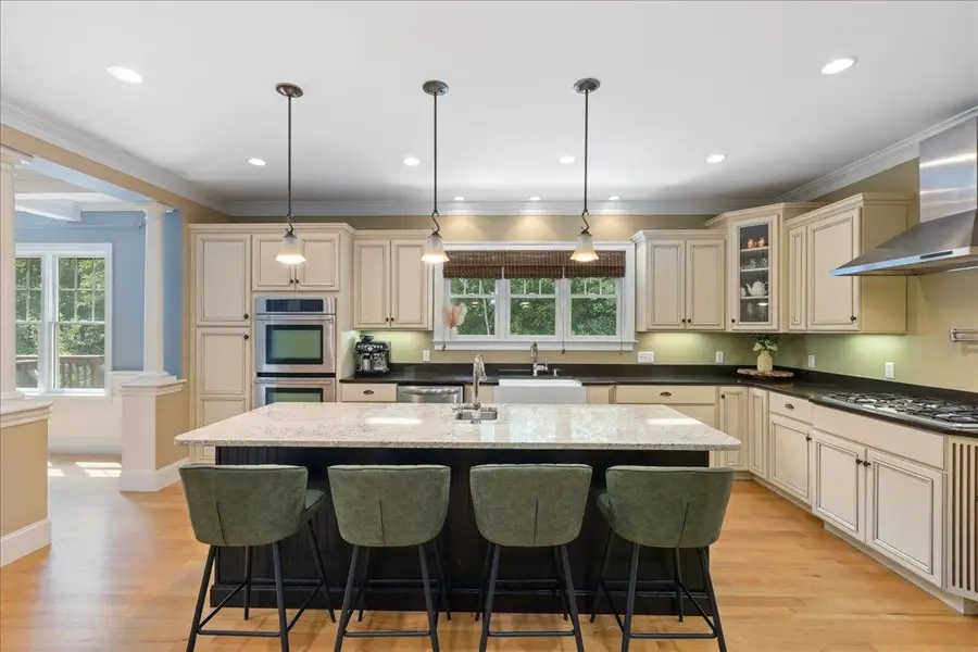 137 Garland Drive, Pelham, NH 03076 - #2