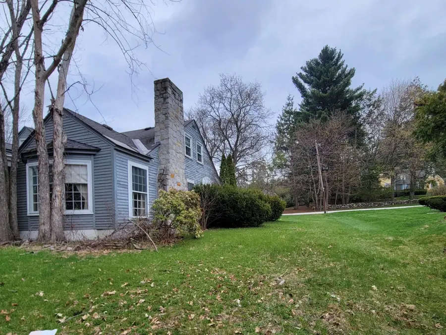 1250 Chestnut Street, Manchester, NH 03104 - #2