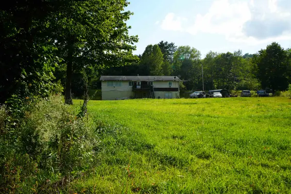 1268 County Road, Windsor, VT 05089