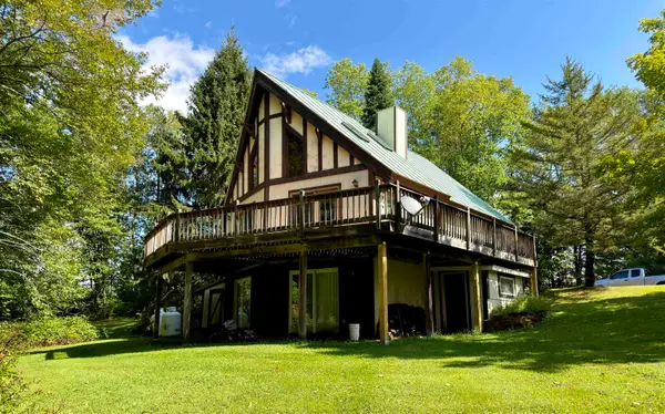 748 Barrows Road, Stowe, VT 05672