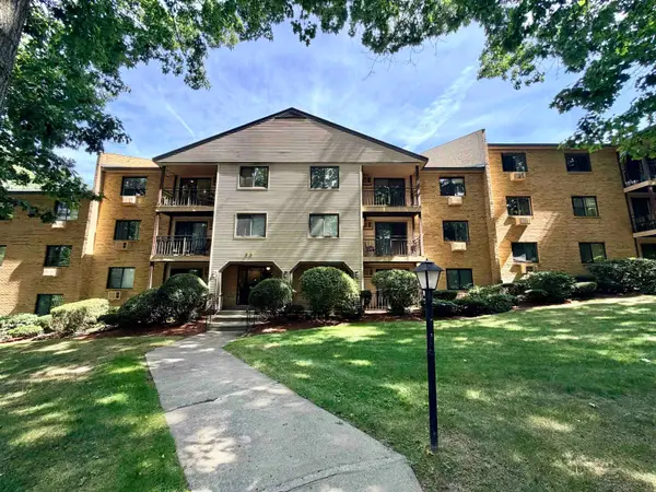 19 Country Club Drive, Manchester, NH 03102