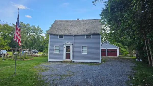 327 Vermont Route 313 W, Arlington, VT 05250
