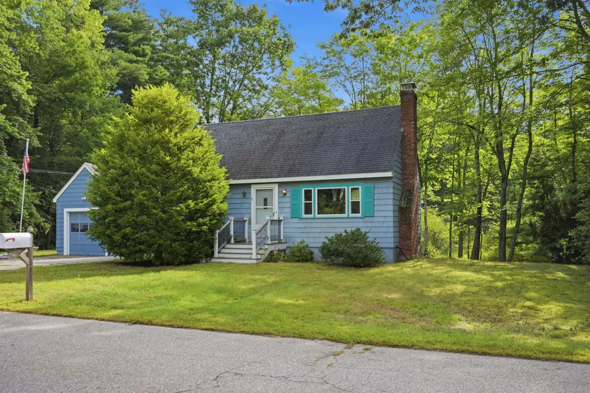 7 Fran Avenue, Plaistow, NH 03865 - #1