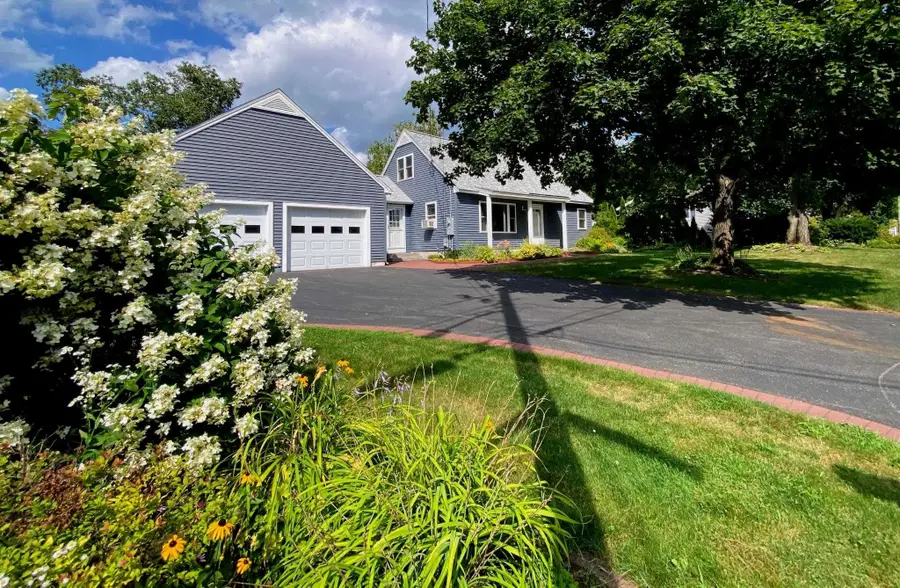 34 Bert Street, Hooksett, NH 03106 - #3