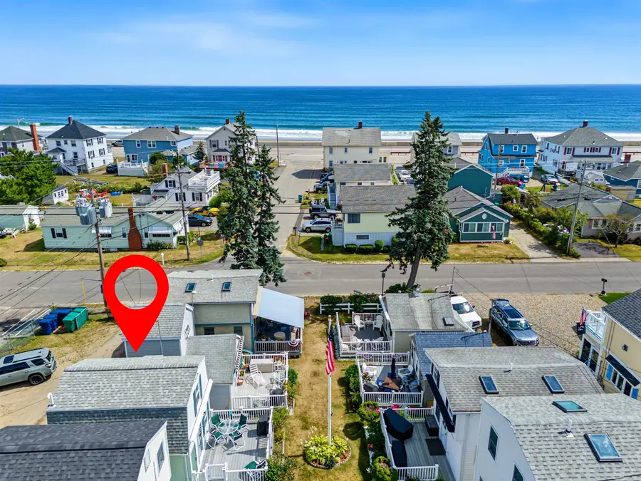 66 Kings Highway, Hampton, NH 03842 - #3