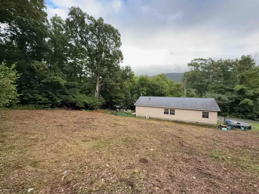 112 Outwater Road, Shaftsbury, VT 05262 - #2