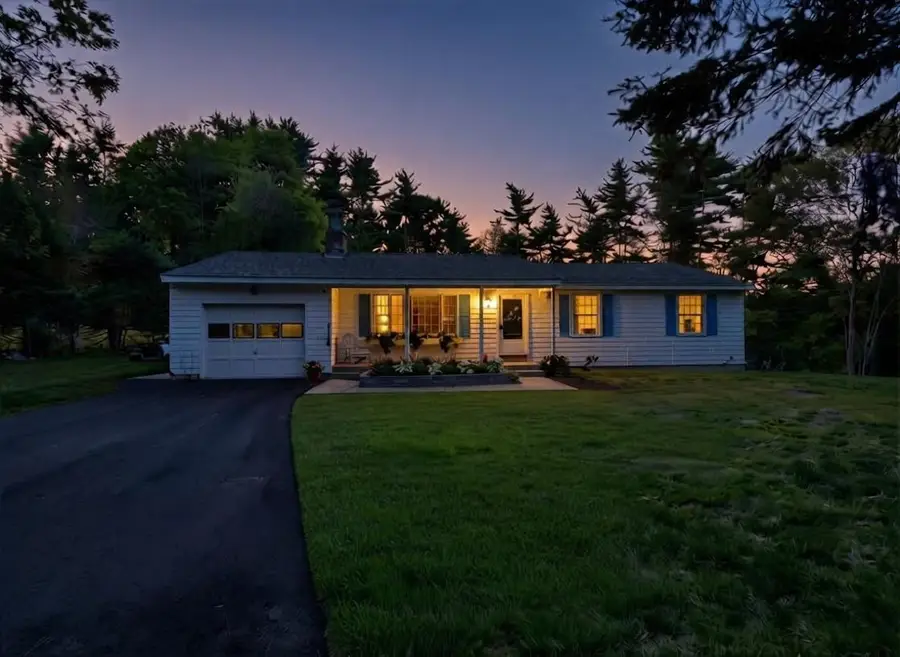 47 Rowell E Road, Brentwood, NH 03833 - #2