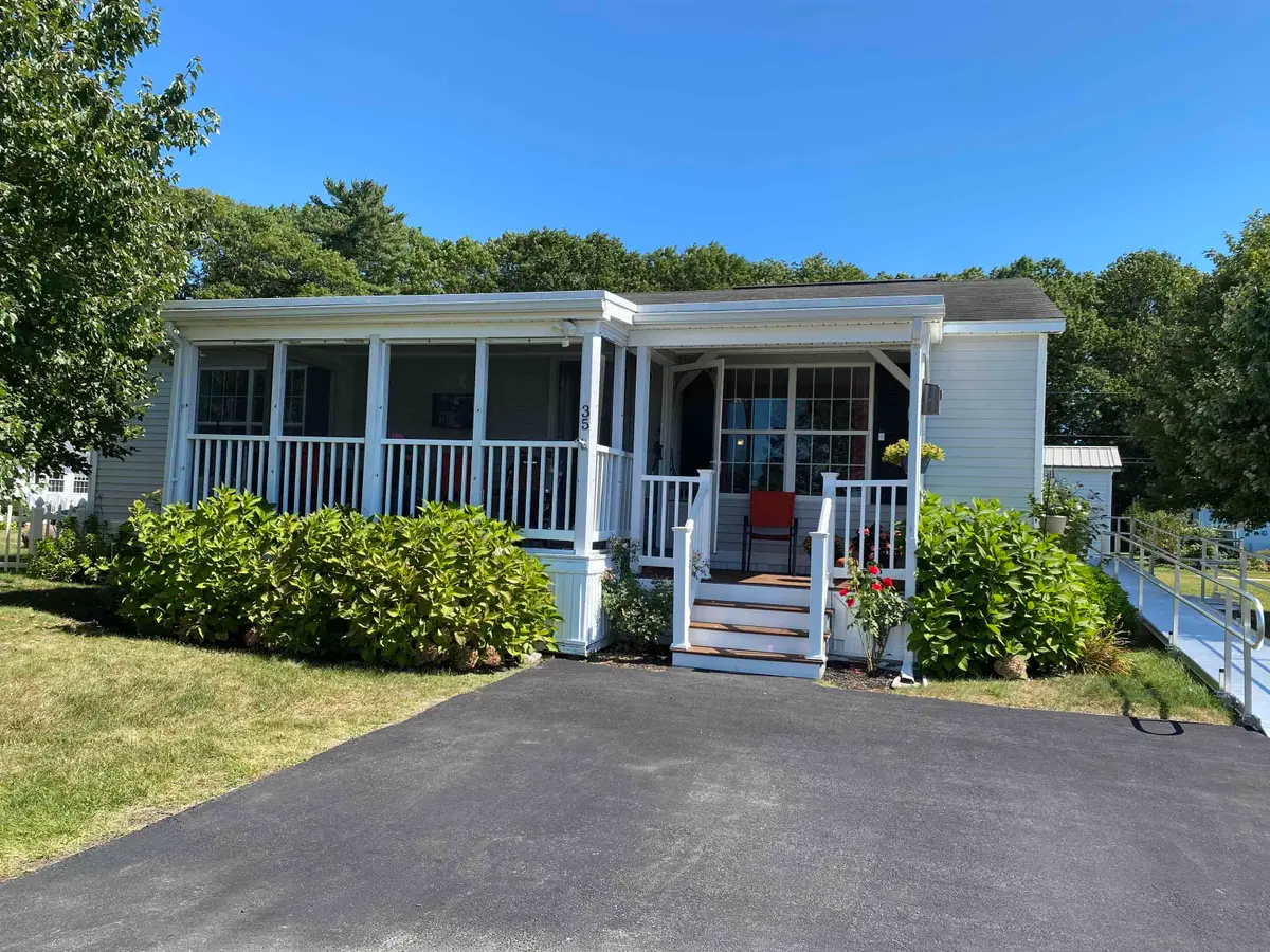 35 TRICIA Street, Seabrook, NH 03874 - #1