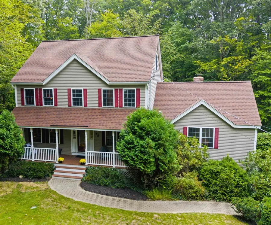 29 Abenaki Circle, Chester, NH 03036 - #2