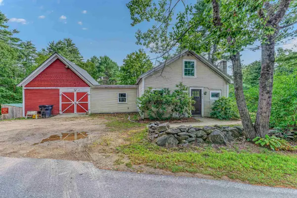 402 Oak Hill Road, Northfield, NH 03276