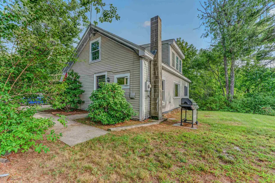 402 Oak Hill Road, Northfield, NH 03276 - #2