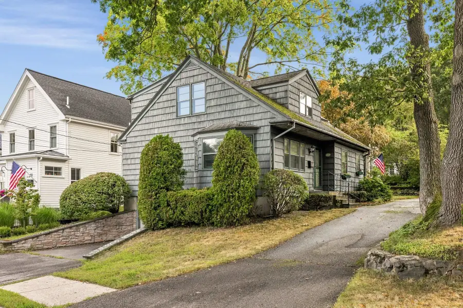 161 Elwyn Avenue, Portsmouth, NH 03801 - #2
