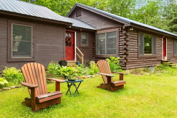6 Dwyers Camp Road, Shaftsbury, VT 05262